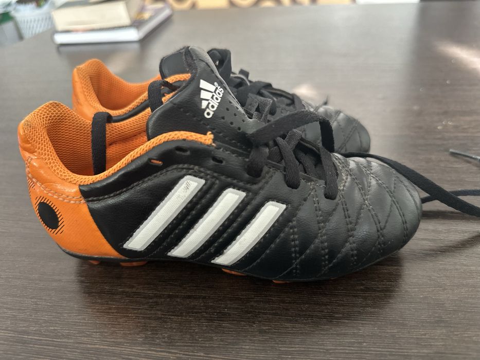 Футбольные бутсы adidas 29 size