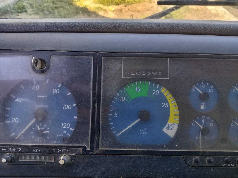 Mercedes-Benz Atego 815 Basculantă – 1999 – 344.531 km