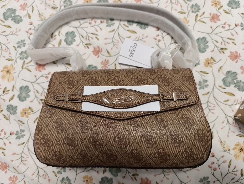 Guess Katya нова чанта