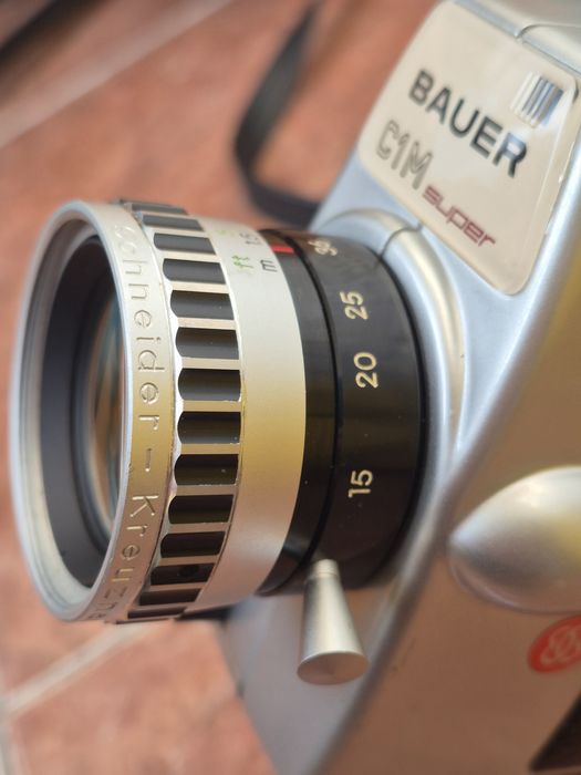 Camera filmat Bauer C1M