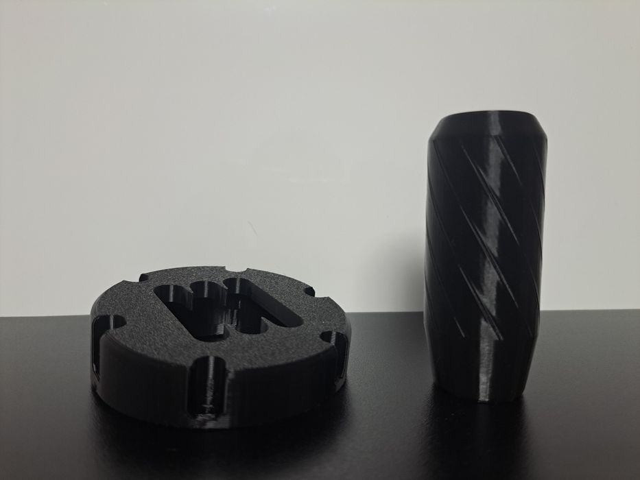 Logitech Shifter скоростна топка и конзола за ръчни скорости