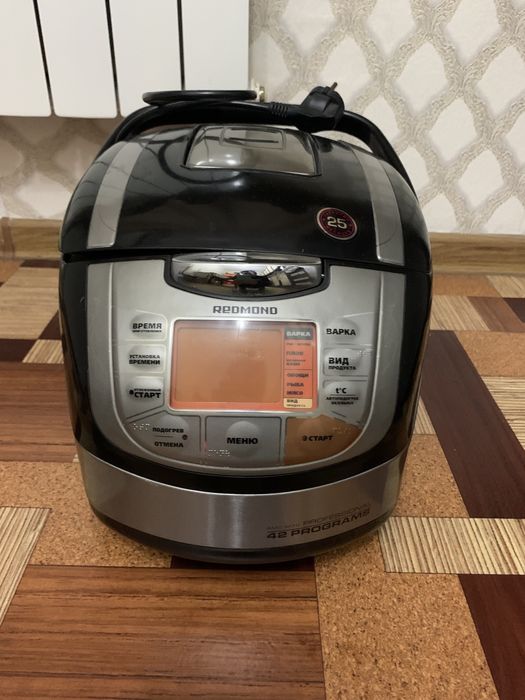 Мультиварка Redmond RMC M 70