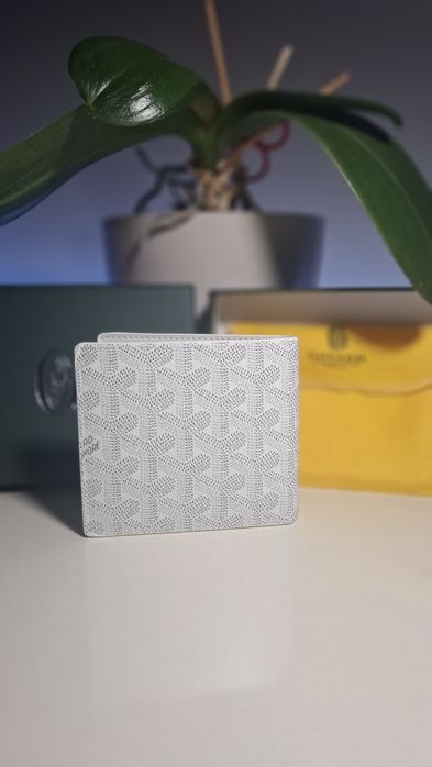 Goyard Портфейл, Бял