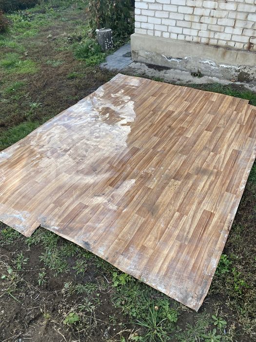 Продам линолеум б у