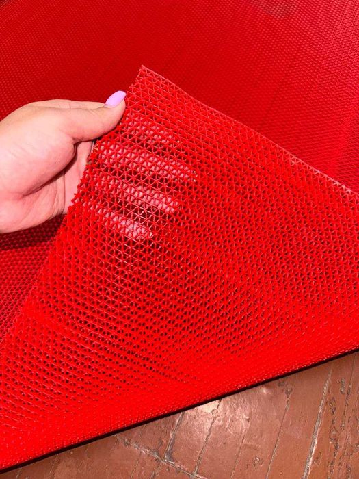 Противоскользящие дорожки (S-образные коврики)