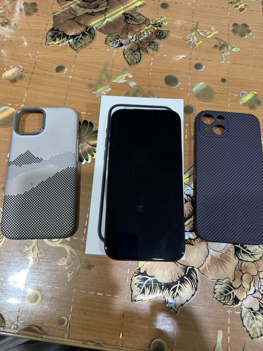 Продам  телефон Айфон 15