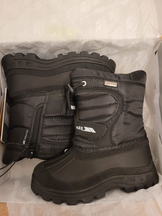 Оригинални!Нови!Детски апрески Trespass,оригинални-25н.