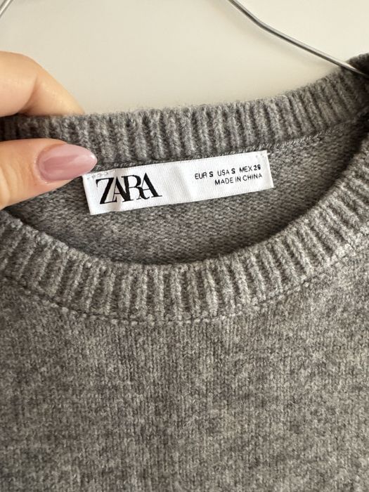 Сива плетена рокля Zara