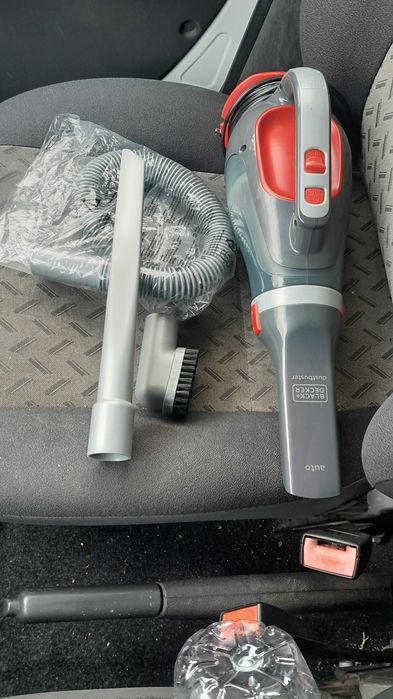 Авто прахосмукачка!Black&Decker ADV1200