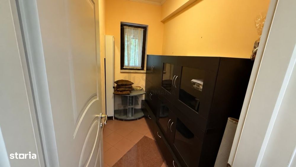 Apartament 4 camere decomandat, terasă, Aviatorilor