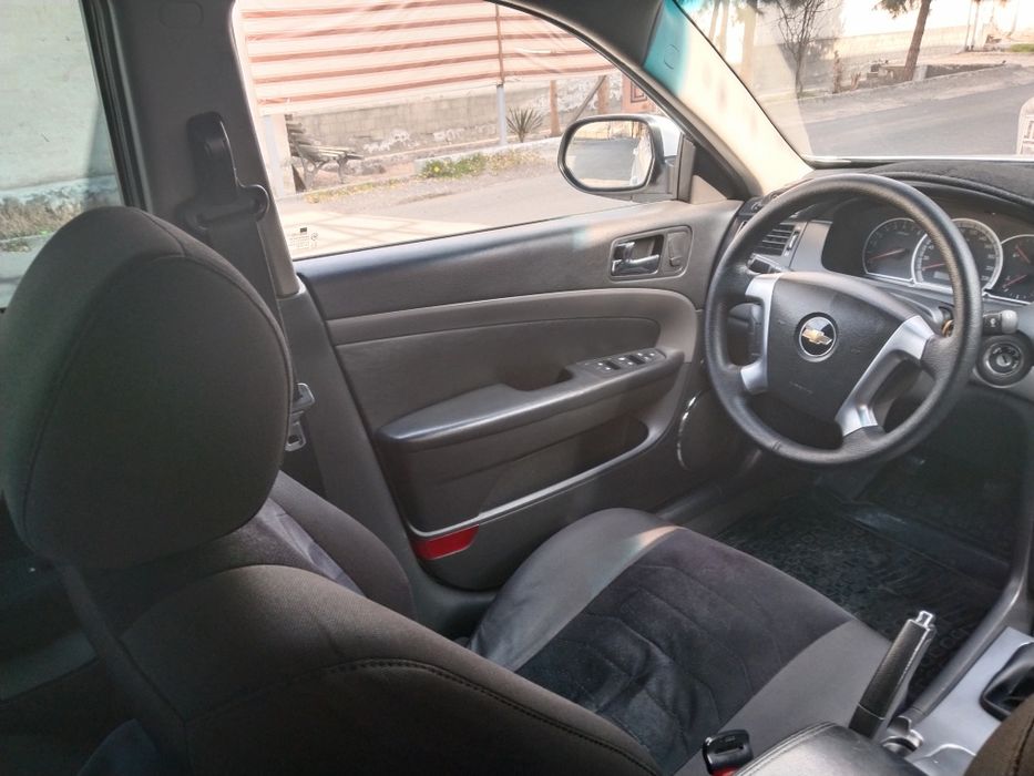 Chevrolet Epica LS 2011