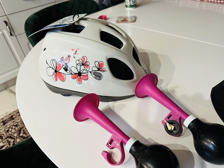 Детска каска за велосипед + тромби