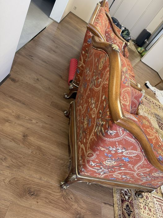 Диван с креслами