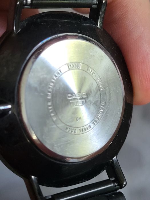Часы CASIO MTP-VT01B-1B нержавеющая сталь