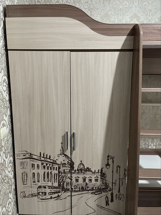 Двухъярусный диван