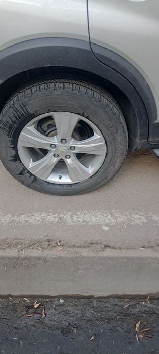 Продам диски с резиной от каптивы 2