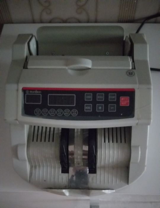Продаю машинку для счета и проверки денег,