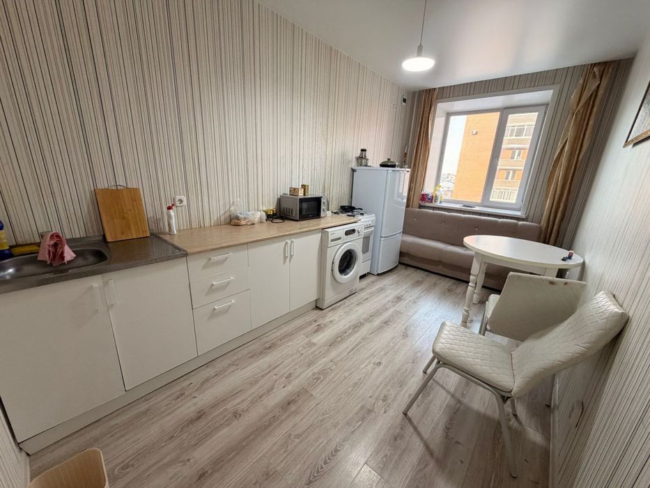 1 ком Береке 40 м2 все остается