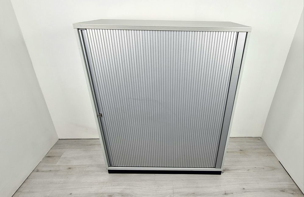 Немски офис шкаф етажарки съхранение на документи и други нужди