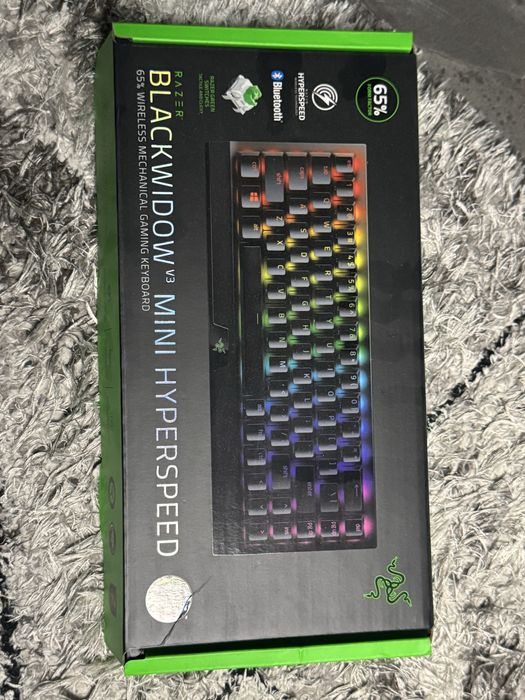 Безжична клавиатура razer blackwidow v3 mini hyperspeed