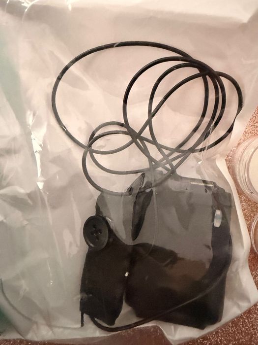 set 2 casti - camera-audio-video-router