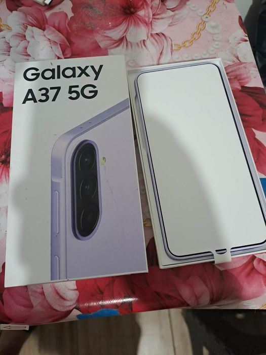 Vând samsung a37 5g