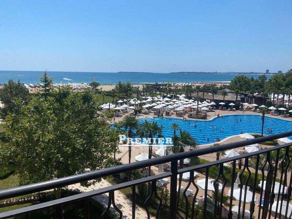 Продава се Двустаен апартамент в к.к. Слънчев бряг - 81 кв.м за 825 €/кв.м - Снимка #1