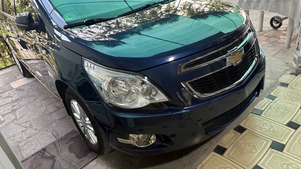 Kinda blue cobalt