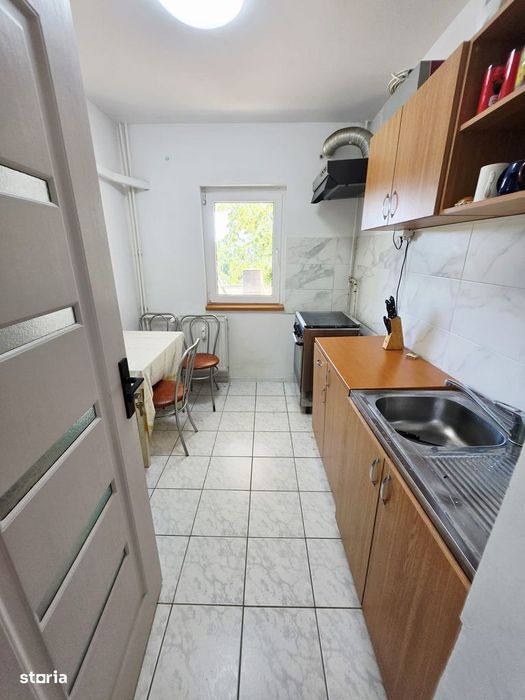Apartament 2 camere, mobilat si utilat, zona 9 Mai