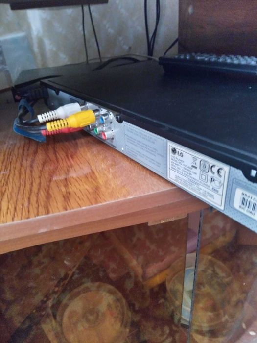 DVD проигрыватель LG. C USB PORT