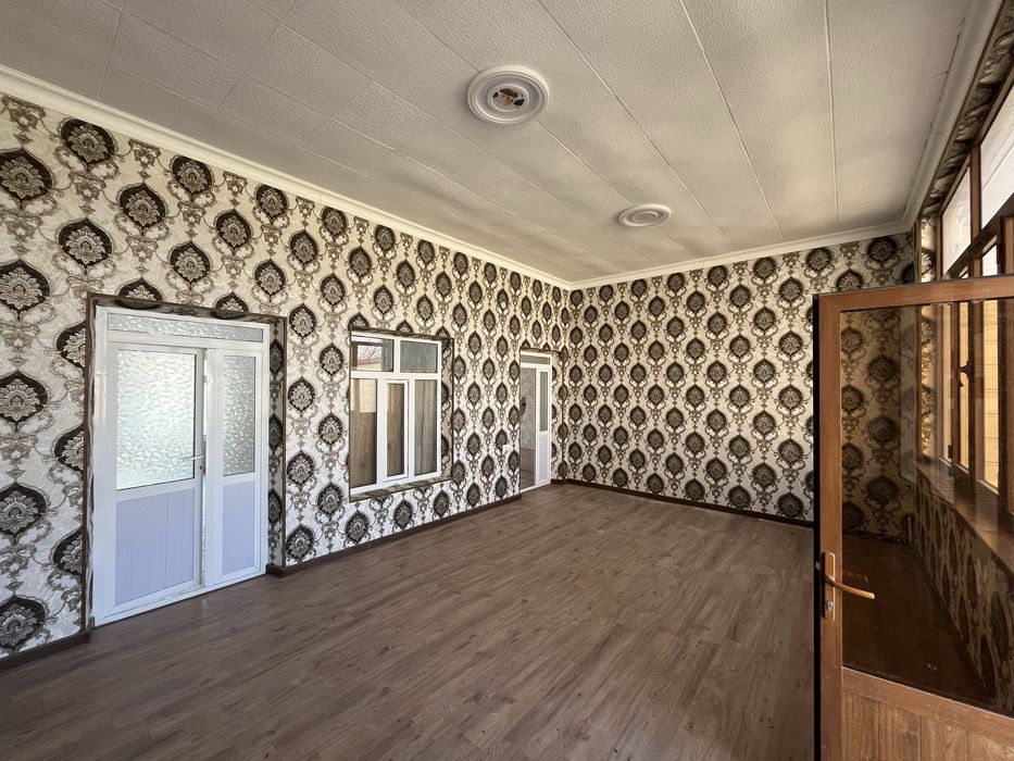 фрунза массив саёхат орқасида 7.5 сотихли ховли уй сотилади