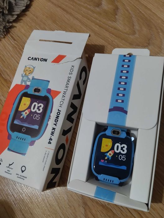 Часовник/телефон