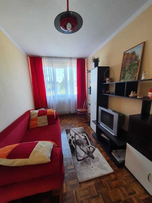 Vand apartament 3 camere vedere la Dunare