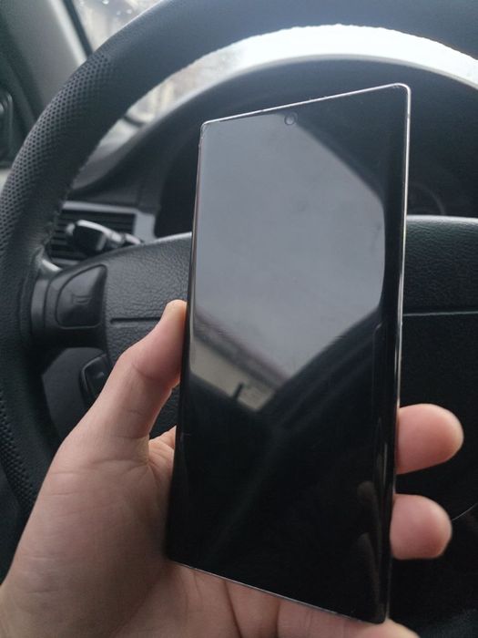 Samsung note 10+ ⁵G koropkasi yo'q