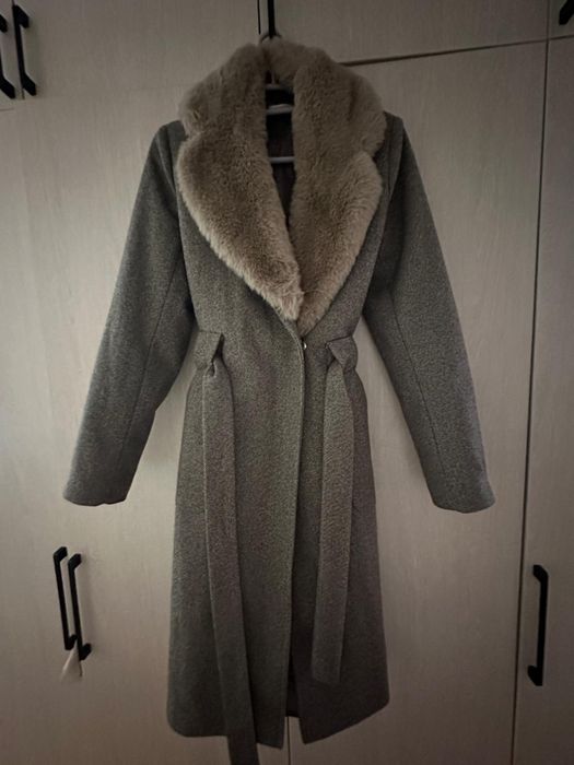 Продаю пальто в отличном состоянии