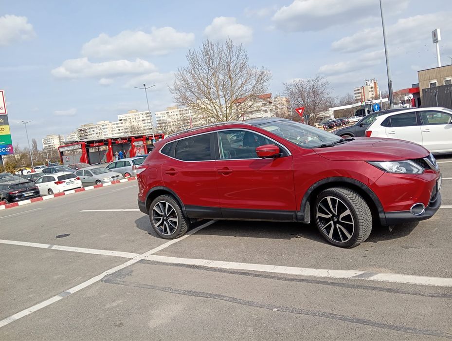 Vând Nissan Qashqai