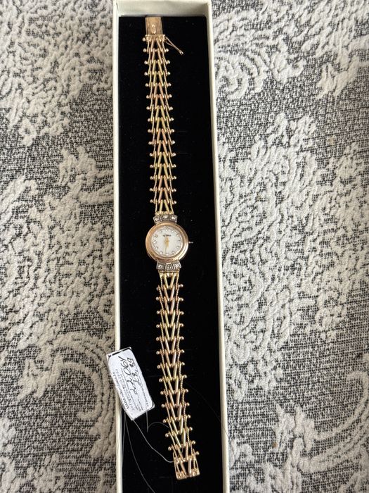 Чайка Золтой часы 583 проба Бриллиант