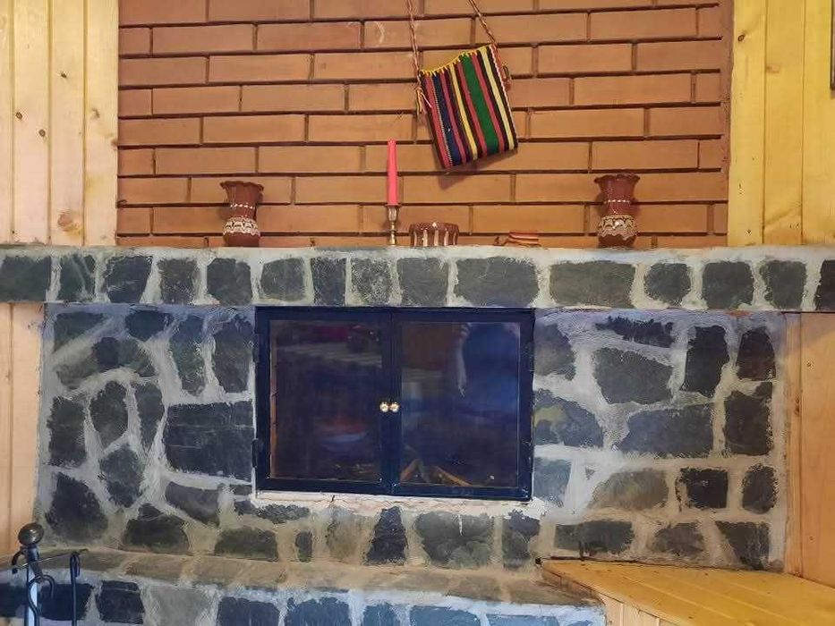 Къща под наем село Бусинци, Трън