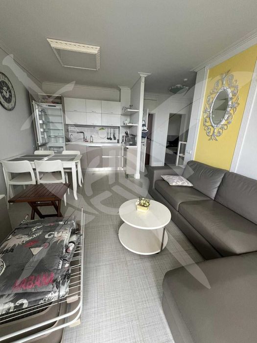 Продава се Тристаен апартамент в Свети Влас - 80 кв.м за 2250 €/кв.м - Снимка #1