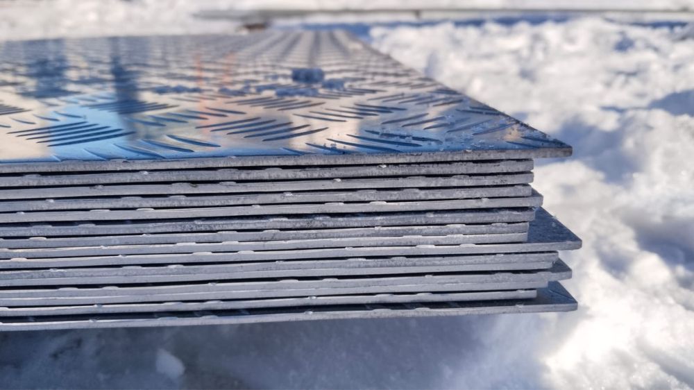 Листы алюминиевые