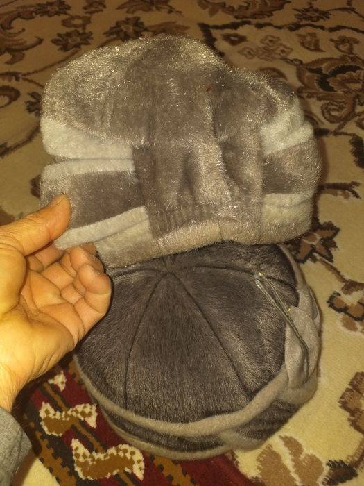 Жениски баским сатылады бахасы 50 миң дан аркайсы ак 30 миң