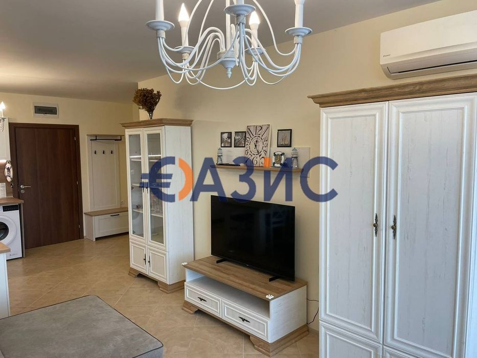 Продава се Двустаен апартамент в Созопол - 71 кв.м за 1578 €/кв.м - Снимка #7