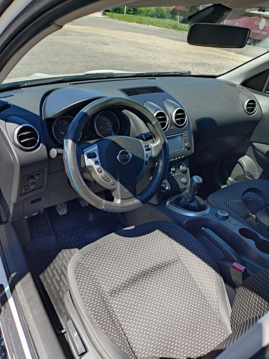 Nissan Qashqai+2