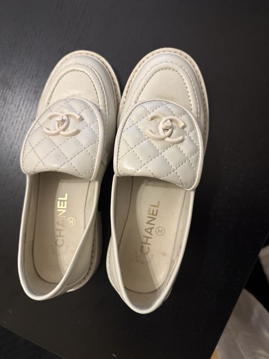 Loafers Chanel true to size
