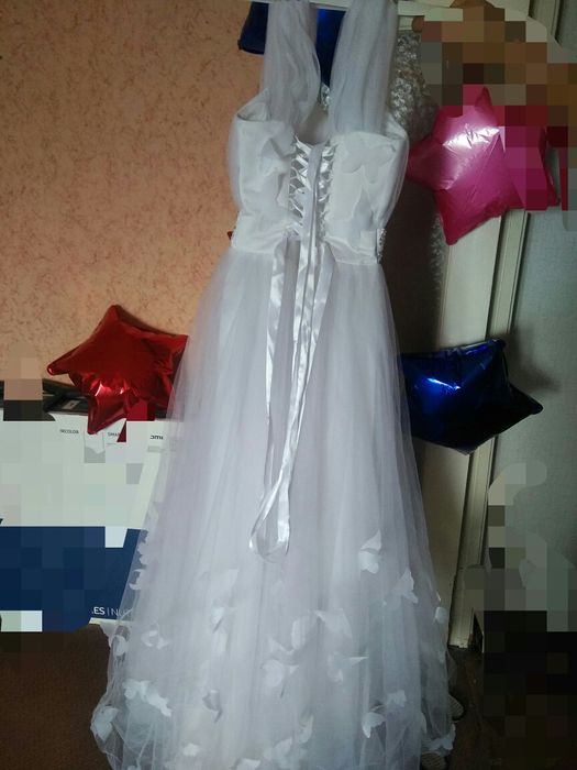 Свадебное платье