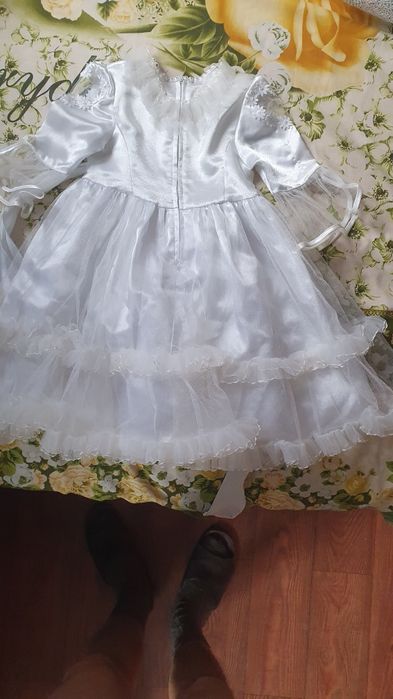 Платья на девочку 4- 5 года