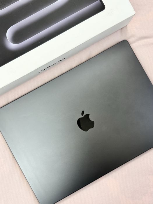 MacBook Pro 16’ m4 Pro 24/512гб