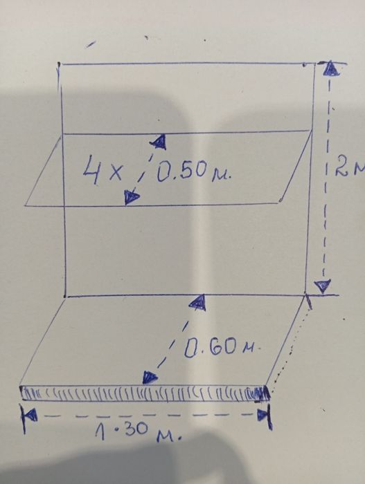 Бели метални стелажи