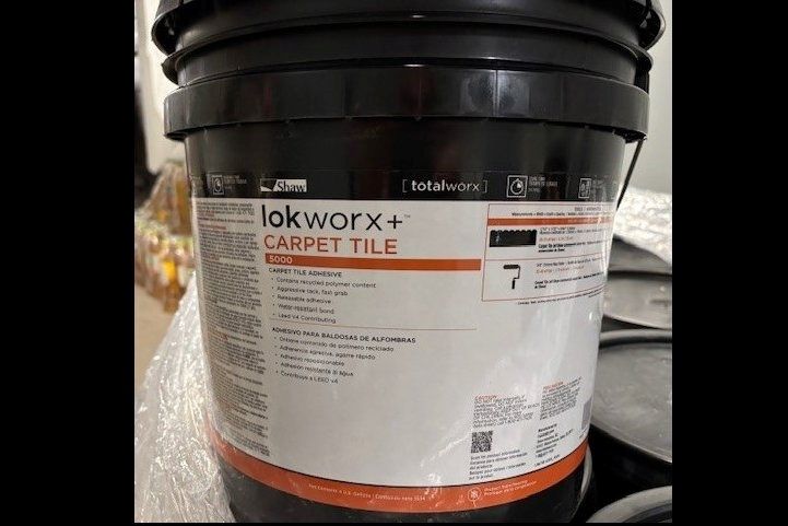 Adeziv profesional mocheta , vinil etc