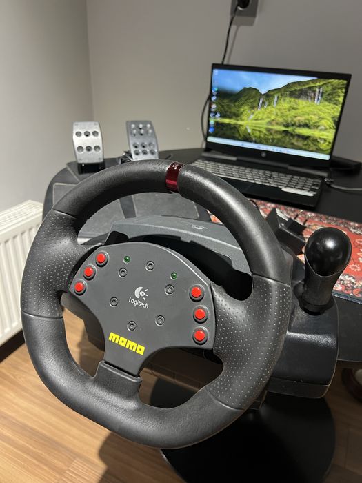 Игровой руль Logitech G29